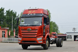 一汽解放J6L载货车