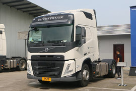 沃尔沃新FM牵引车