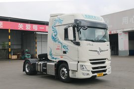 天龙旗舰GX 牵引车