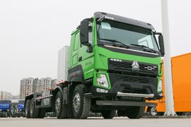 中国重汽成都商用车豪沃V7-X电动垃圾车