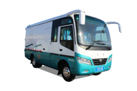 东风超龙封闭货车
