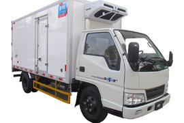 中骥&nbsp;江铃底盘&nbsp;冷藏车