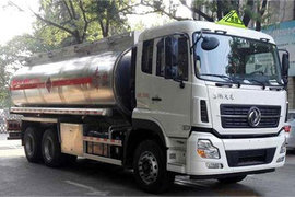 东风天龙油罐车