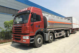 湖北程力(程力威牌)青岛解放底盘油罐车