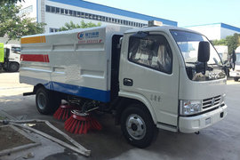 湖北程力(程力威牌)东风多利卡底盘扫路车