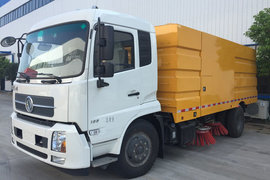 湖北程力(程力威牌)东风商用车底盘扫路车