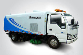 宇通重工庆铃底盘清洗车