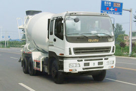 中集凌宇五十铃底盘混凝土搅拌车