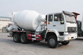 山东东岳(圣岳牌)中国重汽底盘混凝土搅拌车