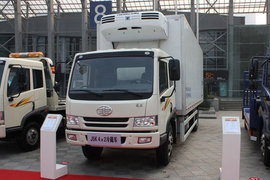 中集青岛解放底盘冷藏车