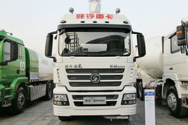 陕汽德龙新M3000油罐车