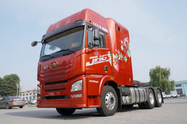 青岛解放JH6?牵引车
