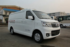 长安睿行M80冷藏车