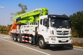 重汽王牌W5D泵车