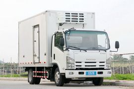 鸿天牛牌庆铃五十铃底盘系列冷藏车