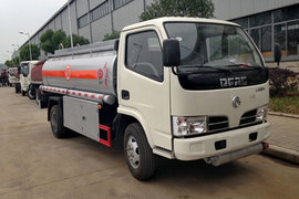 湖北成龙威(楚飞牌)东风福瑞卡底盘油罐车