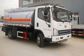 久龙一汽解放轻卡底盘油罐车