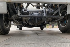 陕汽轻卡&nbsp;德龙K3000&nbsp;中置轴车辆运输车
