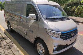 长安跨越星V7EV电动封闭厢货