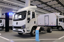 陕汽商用车德龙G300载货车