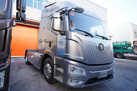 一汽解放J6E牵引车