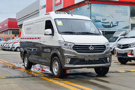 长安跨越星V5冷藏车