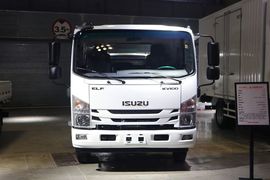庆铃五十铃KV100冷藏车