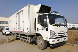 庆铃五十铃700P冷藏车