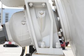 福田瑞沃大金刚ES5混凝土搅拌车