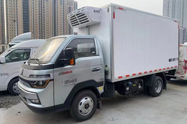 沃尔邦牌重汽HOWO小帅底盘冷藏车