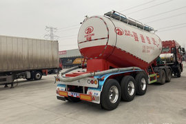 河北宏泰粉粒物料运输半挂车