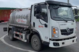湖北大运锐胜洒水车/喷洒车