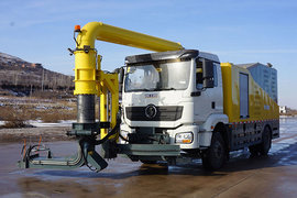 汇强重工陕汽重卡底盘除雪车
