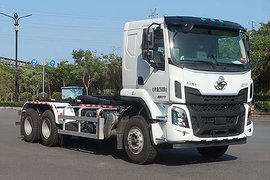 中集凌宇(凌宇牌)东风柳汽底盘垃圾运输车